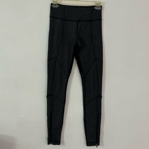 Lululemon leggings size 4